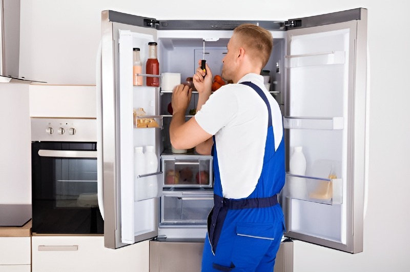 Refrigerator repair in Harbison Canyon